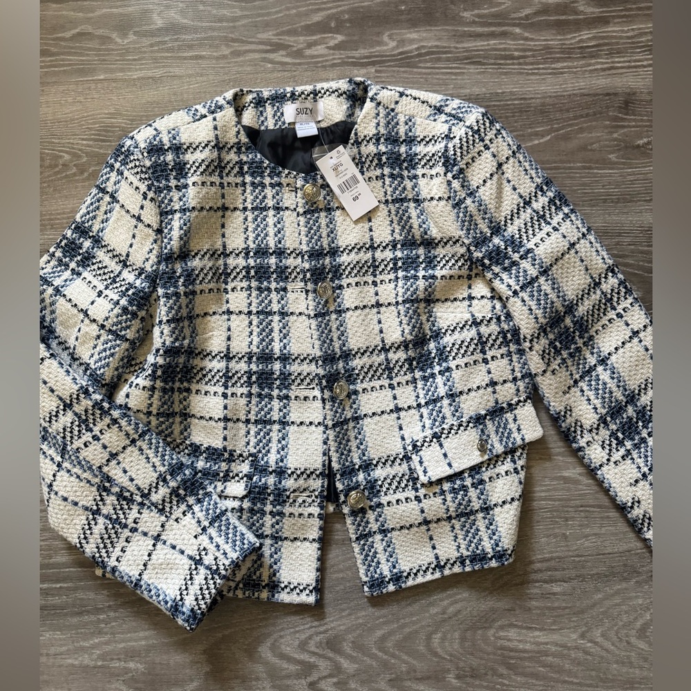 Suzy Shier Blue and White Plaid Blazer